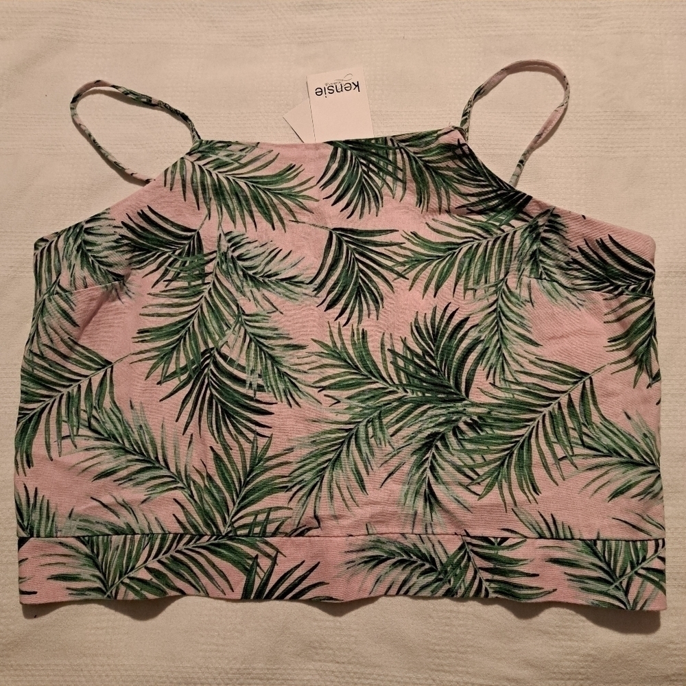 Kenzie Jeans women's XL cropped Banana Leaf linen blend top, NEW